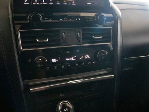 Used 2024 INFINITI QX80 Luxe AWD/4WD image 35