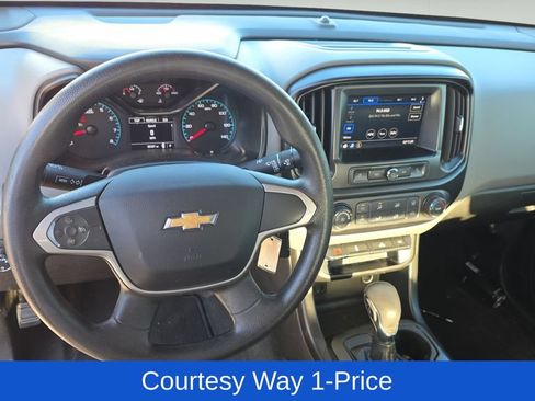 Used 2022 Chevrolet Colorado W/T w/ WT Convenience Package RWD image 12