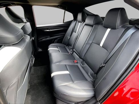 Used 2026 Toyota Camry SE w/ Multimedia Upgrade Package FWD image 18