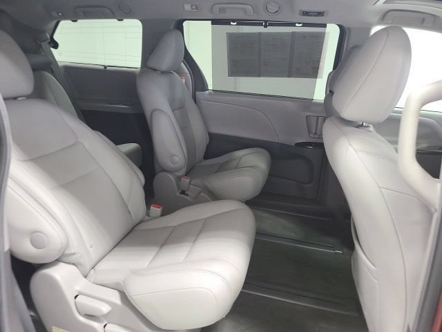 Certified 2017 Toyota Sienna XLE w/ XLE Navigation Package AWD/4WD image 14