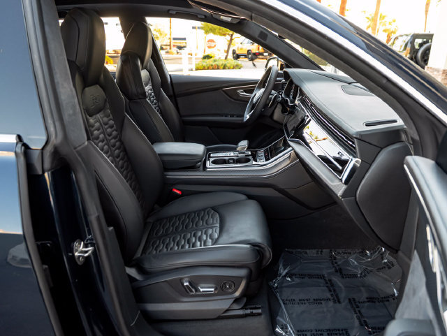 Used 2024 Audi RS Q8 w/ Executive Package AWD/4WD image 37