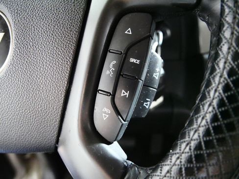 Used 2009 Chevrolet Avalanche LS w/ Convenience Package #1 AWD/4WD image 28
