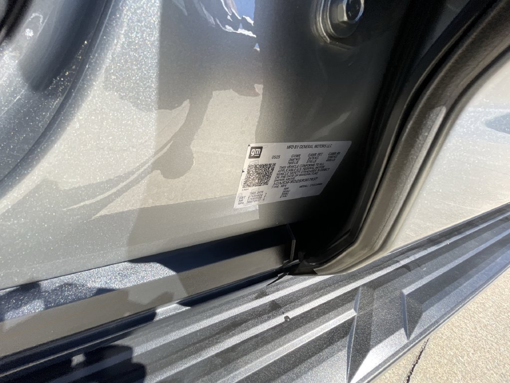 Certified 2025 Chevrolet Suburban Premier RWD image 33