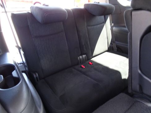 Used 2014 Nissan Pathfinder SV image 17