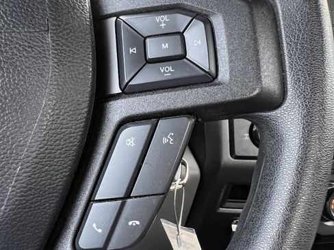 Used 2018 Ford F250 XL w/ Power Equipment Group RWD image 25