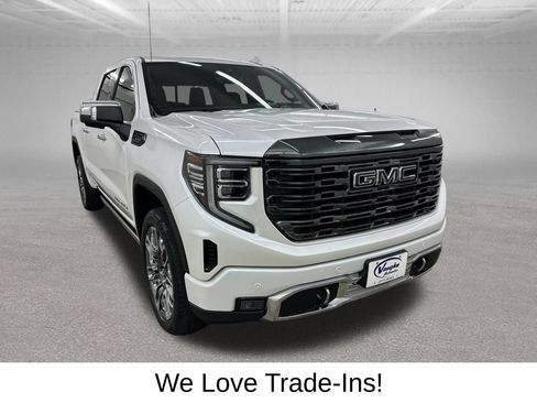 Used 2023 GMC Sierra 1500 Denali Ultimate AWD/4WD image 3