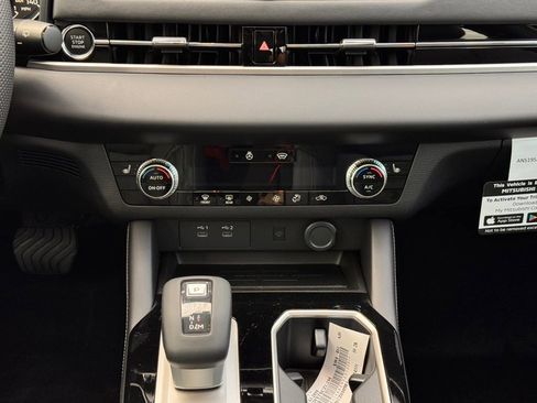 New 2026 Mitsubishi Outlander AWD image 24
