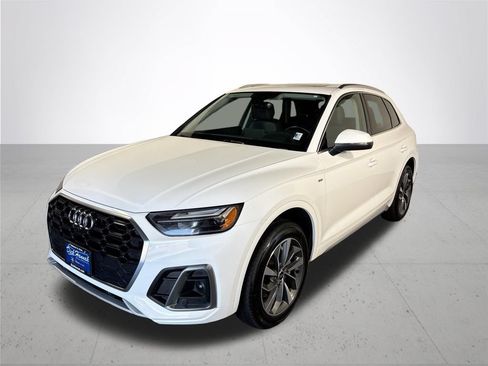 Used 2022 Audi Q5 2.0T Premium Plus AWD/4WD image 2