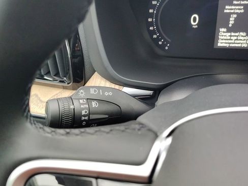 New 2026 Volvo XC60 B5 Plus w/ Climate Package image 16