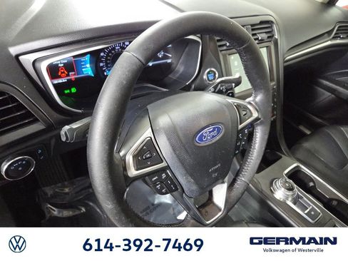 Used 2019 Ford Fusion Titanium AWD/4WD image 13