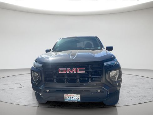 Used 2024 GMC Canyon Elevation w/ Elevation Premium Package AWD/4WD image 11