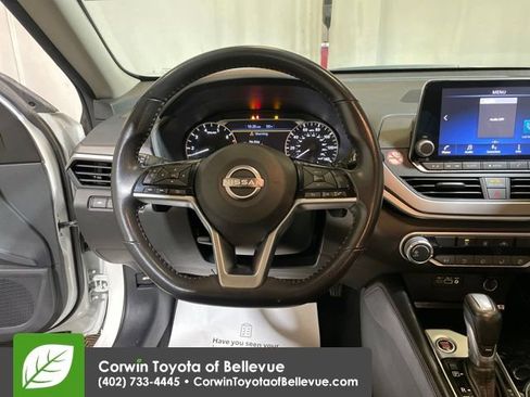 Used 2024 Nissan Altima 2.5 SR image 21