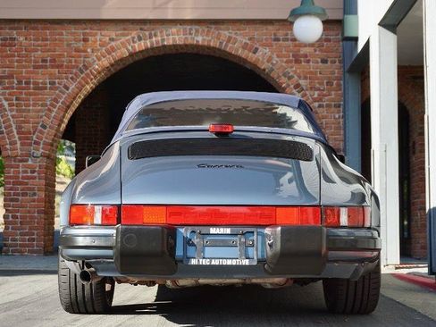 Used 1987 Porsche 911 Carrera RWD image 26