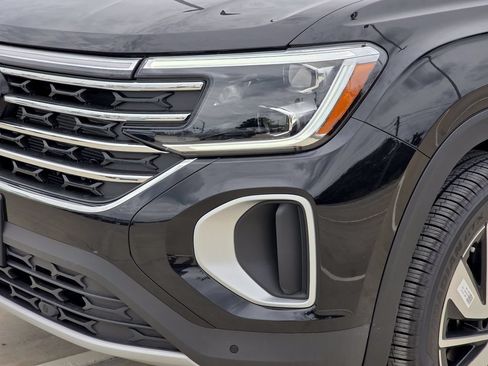 New 2026 Volkswagen Atlas SE FWD image 7