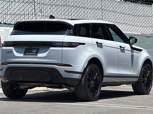 Used 2024 Land Rover Range Rover Evoque S AWD/4WD image 8