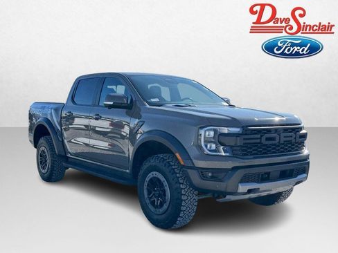 Used 2025 Ford Ranger Raptor image 4