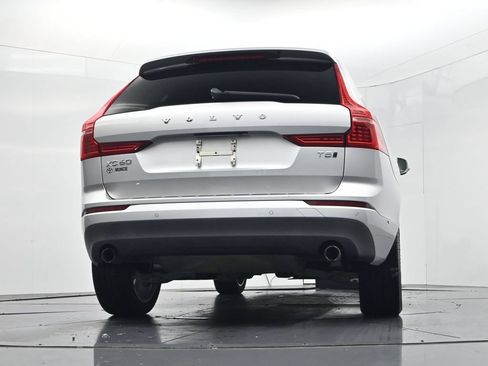 Used 2019 Volvo XC60 T5 Momentum w/ Multimedia Package AWD/4WD image 48