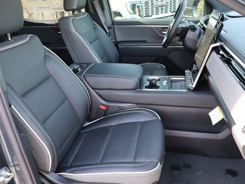 New 2026 GMC Sierra EV Elevation AWD/4WD image 28