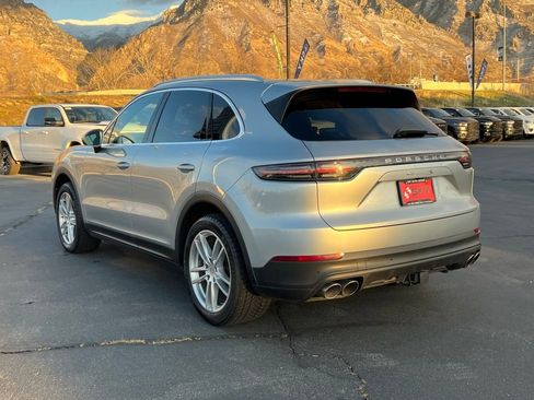 Used 2020 Porsche Cayenne S image 10