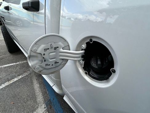 Certified 2017 RAM 1500 Express w/ Express Value Package image 33