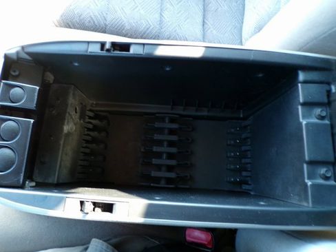 Used 1998 Ford Explorer Limited image 22