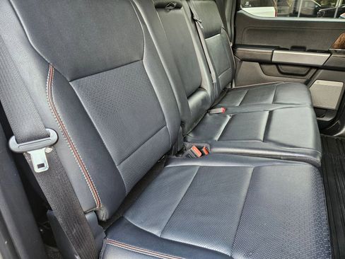 Used 2022 Ford F150 Lariat w/ Equipment Group 502A High image 28