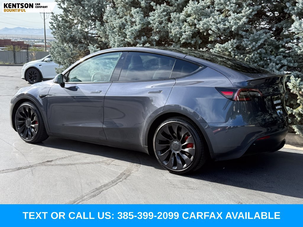 Used 2022 Tesla Model Y Performance AWD/4WD image 3