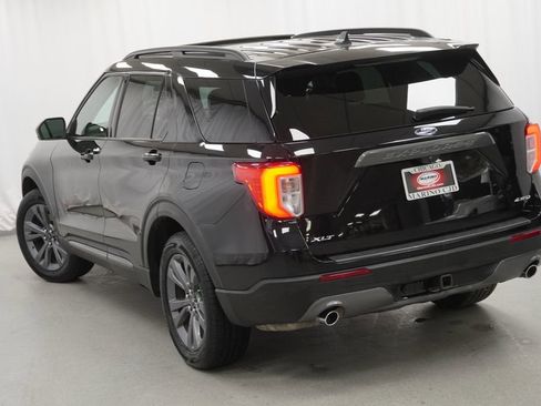 Used 2022 Ford Explorer XLT w/ Equipment Group 202A image 15