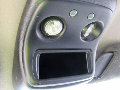 Used 2002 Chevrolet Silverado 2500 LS AWD/4WD image 19