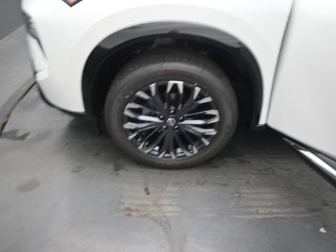 New 2026 Nissan Rogue Platinum w/ Platinum Premium Package image 22