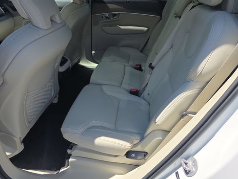 Certified 2024 Volvo XC90 B6 Ultimate AWD/4WD image 10