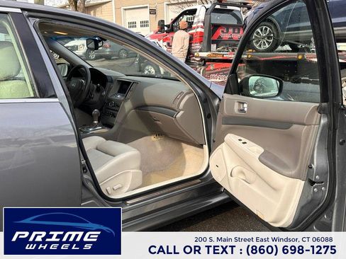 Used 2011 INFINITI G37 x Sedan w/ Premium Pkg image 16