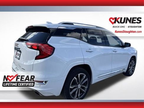 Used 2018 GMC Terrain Denali w/ Comfort Package AWD/4WD image 8