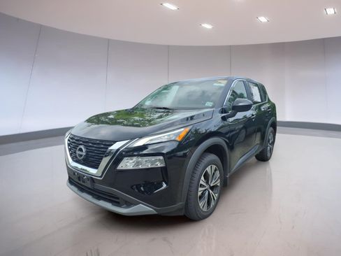Used 2023 Nissan Rogue SV AWD/4WD image 2