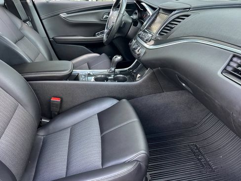 Used 2020 Chevrolet Impala LT w/ LT Convenience Package FWD image 15