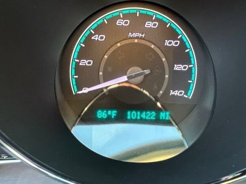 Used 2010 Chevrolet Malibu LT w/ HFV6 Engine Package FWD image 9