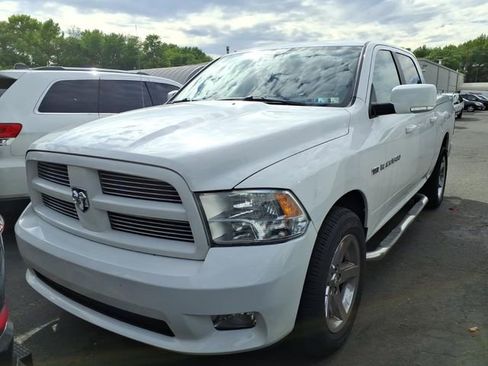 Used 2011 RAM 1500 Sport w/ Sport Premium Group AWD/4WD image 5