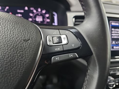 Used 2019 Volkswagen Atlas SEL Premium AWD/4WD image 19
