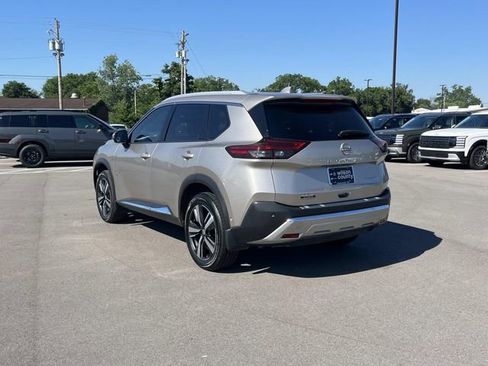 Used 2022 Nissan Rogue Platinum w/ Head-Up Display Package FWD image 7