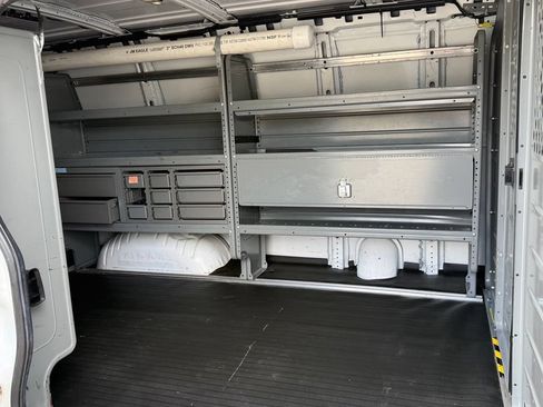 Used 2019 Chevrolet Express 2500 w/ Driver Convenience Package RWD image 20
