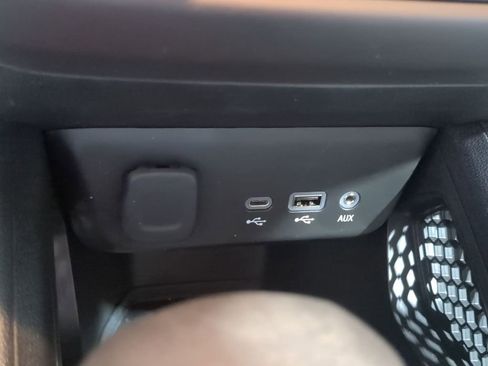 Used 2021 Chevrolet TrailBlazer LT w/ Convenience Package image 35