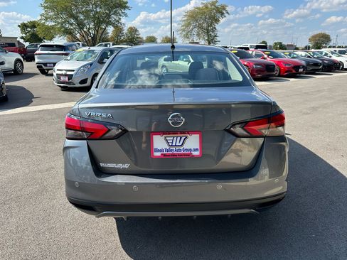 Used 2020 Nissan Versa S image 6