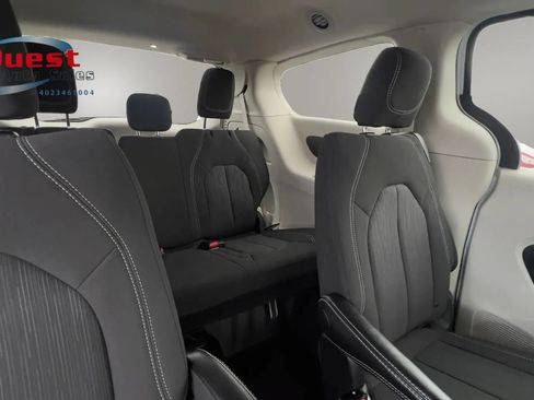 Used 2024 Chrysler Voyager LX FWD image 16