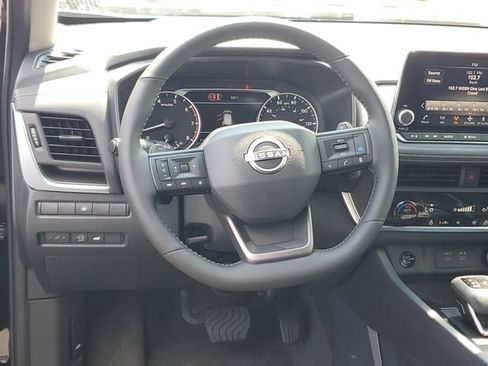New 2026 Nissan Rogue SV w/ Cold Weather Package AWD/4WD image 15