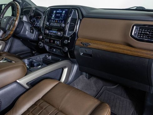 Used 2021 Nissan Titan Platinum Reserve w/ Moonroof Package AWD/4WD image 50