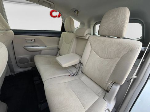 Used 2014 Toyota Prius V Three FWD image 18