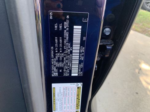 Used 2026 Lexus RX 350 Premium w/ Accessory Package (Z1) FWD image 36