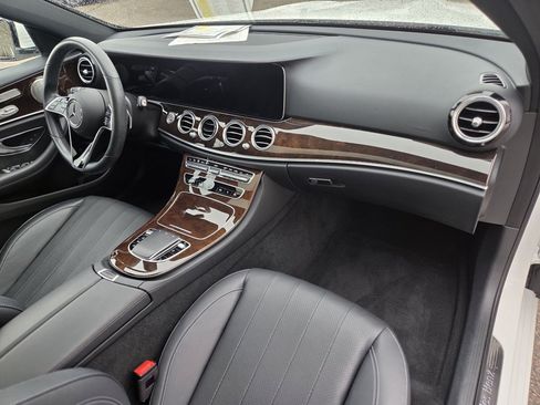 Used 2022 Mercedes-Benz E 350 E 350 image 23