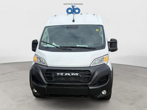 Used 2026 RAM ProMaster 1500 w/ Convenience Group FWD image 7