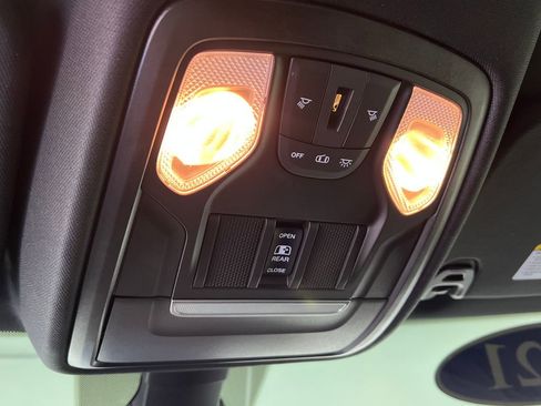 Used 2021 RAM 1500 Big Horn image 39